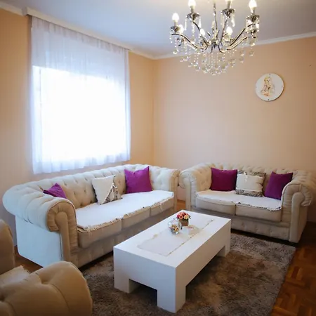 Lux11 Apartment